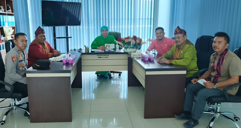 Tindak Lanjuti Aksi Unjuk Rasa, Ketua DPRD Konawe Minta RSUD Ganti Uang Obat Pasien BPJS