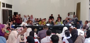 Suasana RDP DPRD Kabupaten Konawe, bersama PPPK paruh waktu tenaga kesehatan di Kabupaten Konawe.