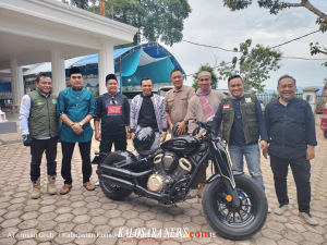 Tunggangi MOGE, Yusran Akbar Silahturahmi dengan Masyarakat Onembute Sembari Salur Bantuan